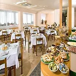 Emma Hotel 3*