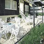 Hotel Emma 3*