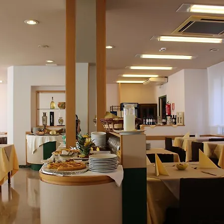 Emma Hotel 3*