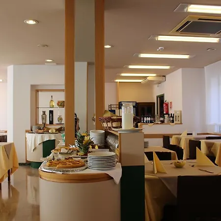 Emma Hotel 3*
