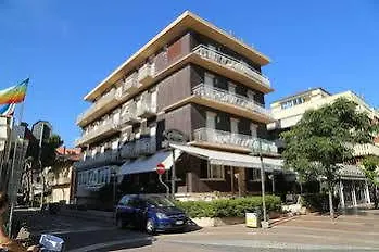 Emma Hotel