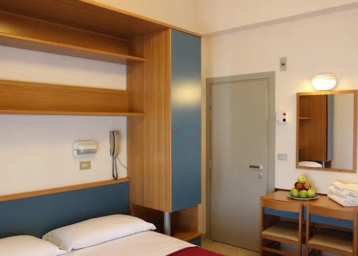 Emma カットーリカ